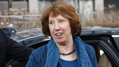 «آشتون» تصل القاهرة للاحتفال بأعياد الكريسماس