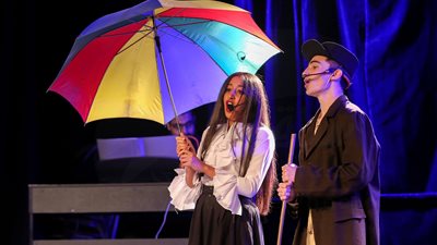 بالصور..«فابريكا» تبدع بأغاني «أفلام ديزني»