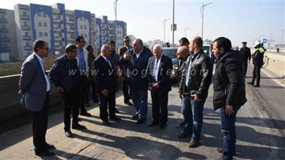 وزير النقل ومحافظ بورسعيد يتفقدان كباري وطرق منطقة الرسوة | صور