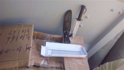 إحباط تهريب 250 خنجرا صينيا محظورا بجمارك بورسعيد