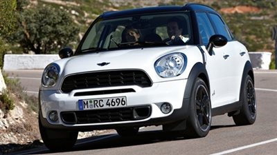جمارك سيارات ميني كوبر «كانتري مان» القادمة من الإمارات