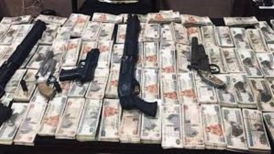 سقوط عصابة الشرطة المزيفة لسرقة المواطنين بمصر القديمة