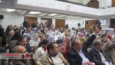 بالفيديو والصور .. 