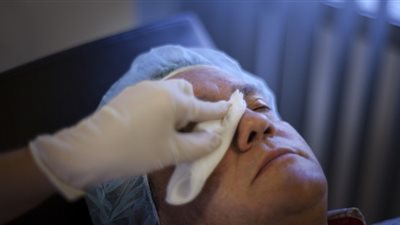 «الجديد في جراحات شبكية العين» في مؤتمر علمي الخميس