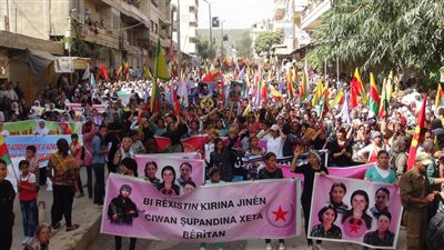 بالصور.. آلاف الأكراد يثورون ضد 