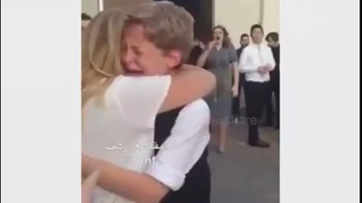 بالفيديو.. رد فعل صبي رأى شقيقته بعد فراق 3 سنوات