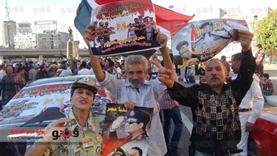 وقفة لتأييد الجيش والشرطة بالتحرير