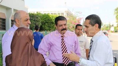 بالصور.. جامعة القناة تدرس العمل ببرنامج كنترول الساعات المعتمدة