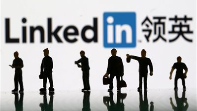 مسئول أمريكي يتهم المخابرات الصينية بالتجسس عبر خدمة LinkedIn 