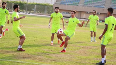 معسكر مبكر للمقاصة ببرج العرب استعدادا للمصري (صور)