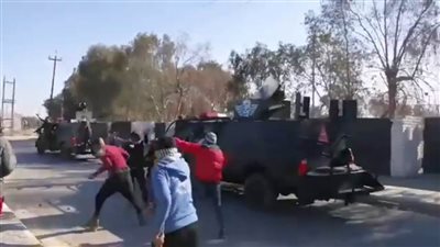 إصابة أكثر من 40 شخصاً باشتباكات بين القوات الأمنية ومتظاهرين في واسط العراقية