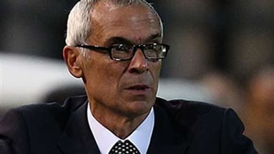 الزمالك يتفوق على الأهلي 8 / 4 في قائمة المنتخب استعدادا للكونغو