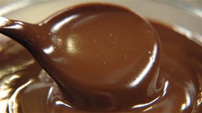 طريقة عمل صوص الشيكولاتة من مطبخ الشيف آسيا