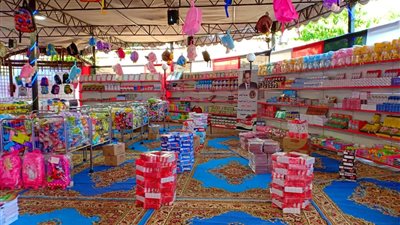 مدير أمن القاهرة يفتتح معرضين لمستلزمات المدارس (صور)