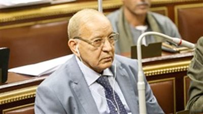 ابنة النائب الراحل السيد حسن تؤدي اليمين الدستورية خلفا لوالدها عضوا بالبرلمان