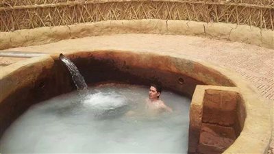 آبار المياه الكبريتية.. مستشفيات ربانية في صحاري الوادي الجديد