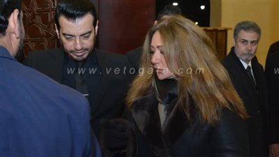 ليلى علوي وسويلم وسماحة يشاركون في عزاء والد إيهاب توفيق | فيديو وصور