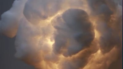 طريقة صنع السحب المضيئة لتزيين المنزل (فيديو)