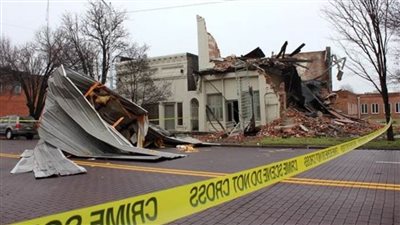 ارتفاع عدد ضحايا العواصف في الولايات المتحدة إلى 11 قتيلا | فيديو