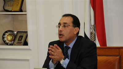 وزير الإسكان يتفقد مشروعات المياه والعشوائيات بأسوان.. غدا