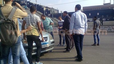 أمن جامعة حلوان يحتجز طالبا حاول تخطي البوابات بالقوة