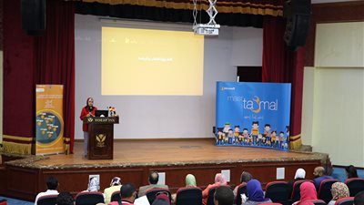 بالصور.. إطلاق بنوك توظيف «مصر تعمل» لتوفير 100 ألف فرصة سنويا