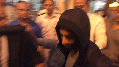 محمد صلاح يصل مطار القاهرة للانضمام إلى معسكر المنتخب