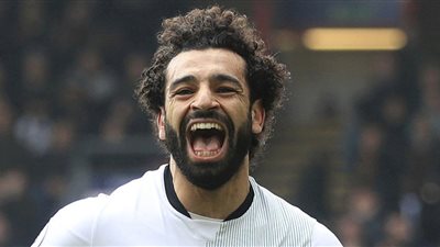 نشرة الأخبار: محمد صلاح يصل مطار القاهرة للانضمام إلى معسكر المنتخب
