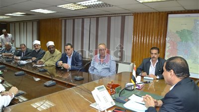 بالصور.. محافظ الغربية يبحث استعدادات الاحتفال بـ«المولد»