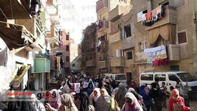 بالصور.. مسيرة لأعضاء 