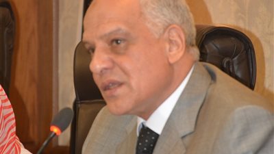 محافظ الجيزة لرؤساء الأحياء: «اللي مش قادر يشتغل يمشي»