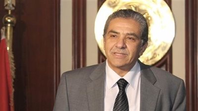 وزير البيئة يتفقد مواقع تدوير قش الأرز بالشرقية