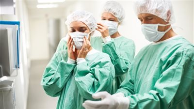 إحالة 24 طبيبا للتحقيق بطوخ