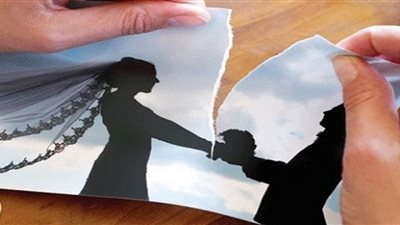 خلع قبل دخول «عش الزوجية».. ربة منزل: إخواته البنات بيمشوه.. حماة «سماح» تبصق على وجهها.. رضوي: «ضحك عليا وجاب شبكة صيني».. وإيمان: «الشرطة قبضت على جوزي قبل الفرح ب