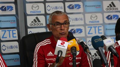 أسرار «كوبر».. «الملوخية بالجمبري والمحشي» طعامه المفضل.. عزف الساكسفون ولعب الجولف والقراءة «أبرز هواياته».. «القعدة العربي» وسيلته لقضاء وقت الفراغ.. وحفظ الن