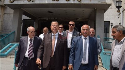 محافظ بني سويف يزور مستشفى التأمين الصحي (صور)