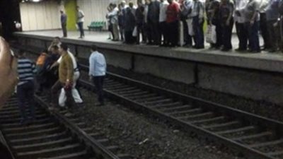 النيابة: إنقاذ منتحر محطة جمال عبد الناصر ويعاني من بتر في القدم
