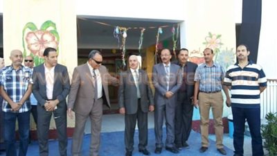 بالصور.. وكيل «تعليم الإسماعيلية» يتفقد عددا من المدارس بالمحافظة