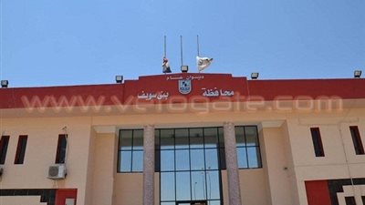 مزاد لطرح 12 محلا للبيع ببنى سويف و3 كرافانات بنظام الانتفاع بأسيوط