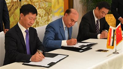 تفاصيل 7 عقود استثمارية مع الصين بقيمة 18.3 مليار دولار