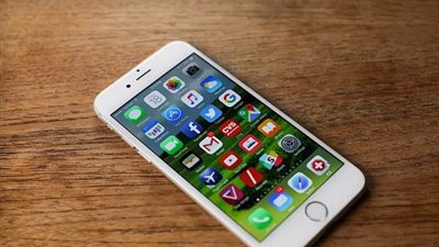 محرك جوجل يبدأ العمل على متصفح سفارى على هواتف آبل