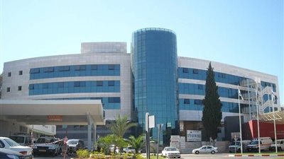 بالفيديو والصور.. المستشفيات الإسرائيلية ترفع شعار «للسياح فقط».. 34 ألف دولار لعلاج مريض «البنكرياس».. 75% من العمليات الجراحية في المستشفيات الحكومية للأجانب..«الرشاوى»