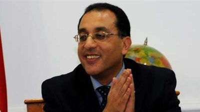 اتهامات لـ«الإسكان» بتجاهل الفقراء.. حجاج: الوزارة تحولت لتاجر أراض وتخلت عن دورها الدستوري.. الشواربي: طروحات الحكومة سترفع أسعار العقارات بالسوق.. الدهشوري: أسعار الوزارة مغال فيها