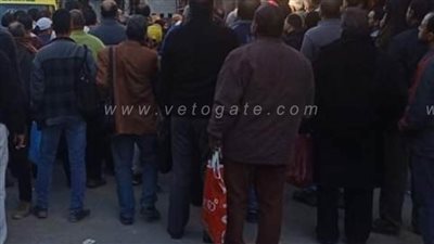 مصرع وإصابة ٦ من رواد مقهى انهار عليهم عقار في الإسكندرية | صور