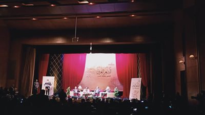 وزيرة الثقافة ترفع قيمة جائزة ملتقى القاهرة الدولي للشعر العربي