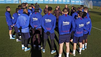 فالفيردي يقود تدريبات برشلونة