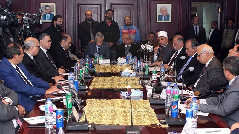 دور الأحزاب في التوعية