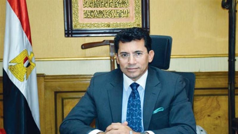 وزير الشباب والرياضة