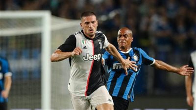 يوفنتوس يعلن إصابة نجمه بقطع في الرباط الصليبي