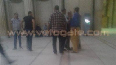 بالصور.. السني يغادر دار القضاء العالي بعد تأجيل جلسة إعادة محاكمته